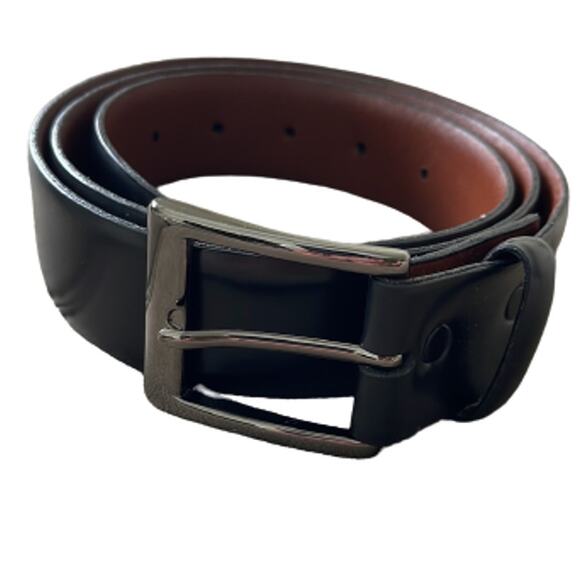 SAKS FIFTH AVENUE ANILINE KIPSKIN SHOULDERS 54400‎ BLACK LEATHER BELT SIZE 38 - Picture 1 of 7